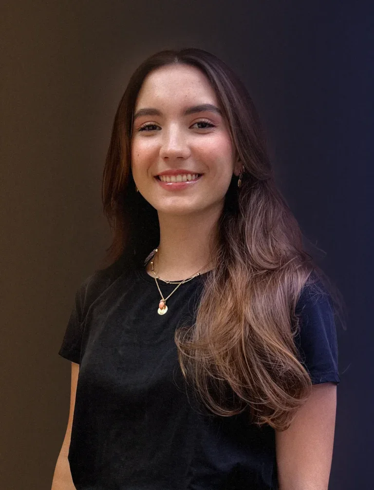 Fabianna Lopez Profile Picture Fabianna Lopez Profile Picture