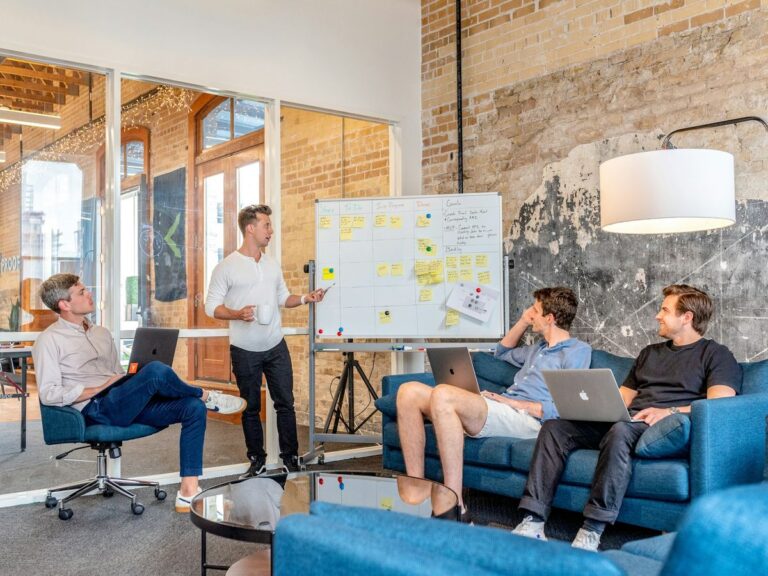 saas founders discussing their company projects