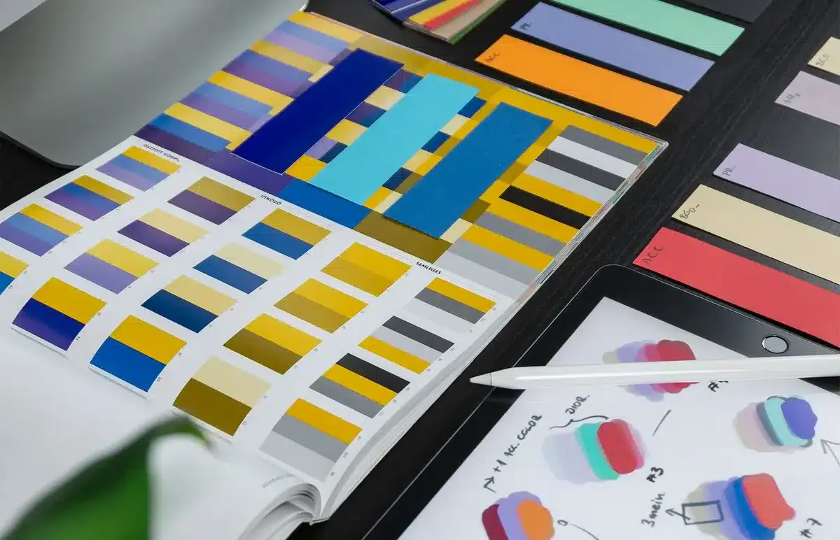 Books with color combinations suited for brands